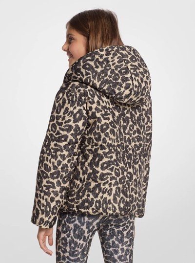 Veste matelass&eacute;e r&eacute;versible &agrave; imprim&eacute; l&eacute;opard avec logo in POIL DE CHAMEAU/NOIR | Michael Kors