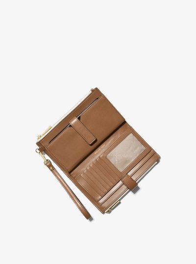 Jet Set Logo Smartphone Wallet in VANILLA | Michael Kors