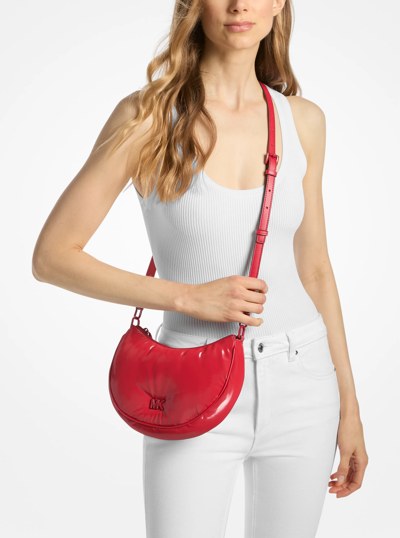 Petite pochette convertible Kyla matelass&eacute;e in CRAMOISI | Michael Kors