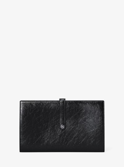 Jet Set Medium Patent Travel Wallet in BLACK | Michael Kors