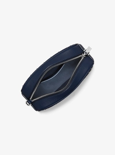 Petit sac &agrave; bandouli&egrave;re pour appareil photo Jet Set en cuir grain&eacute; clout&eacute; in DRESS BLUES | Michael Kors