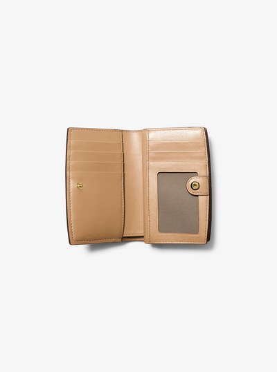 Bryant Medium Pebbled Leather Wallet in HUSK | Michael Kors