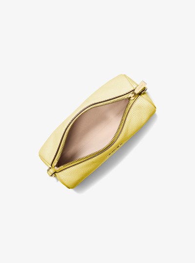 Izzy Small Pebbled Leather Barrel Pochette in LEMON | Michael Kors