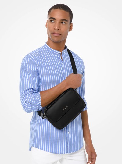 Hudson Pebbled Leather Crossbody Bag in BLACK | Michael Kors