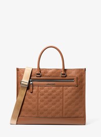 Jet Set Logo Embossed Leather Tote Bag