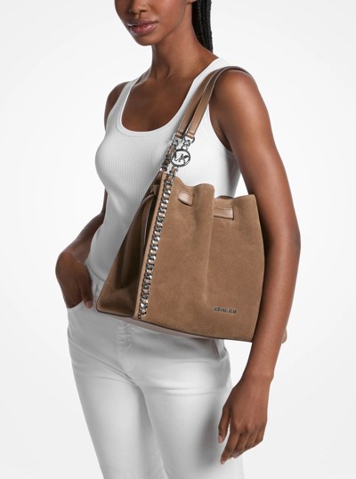 Bolso de hombro Mina grande de gamuza con cadena in MADERA FLOTANTE | Michael Kors