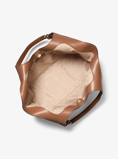 Bolso tote Bernie grande de piel granulada in LUGGAGE | Michael Kors