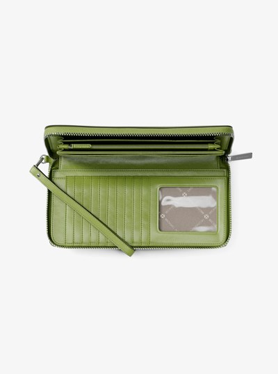 Grand portefeuille continental en cuir grain&eacute; in CITRON VERT | Michael Kors