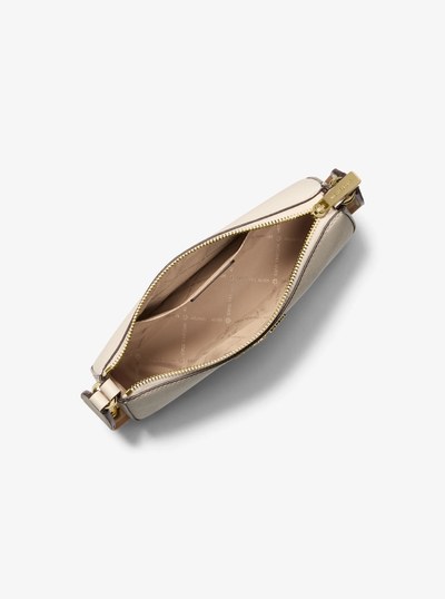 Bolsa cruzada Jet Set de piel Saffiano con estuche para Apple Airpods Pro in CREMA CLARO | Michael Kors