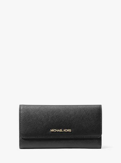 Portefeuille &agrave; trois volets Jet Set Travel en cuir &agrave; grain crois&eacute; in NOIR | Michael Kors