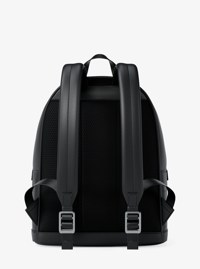 Mochila Cooper mediana con forma de c&uacute;pula y logotipo grabado