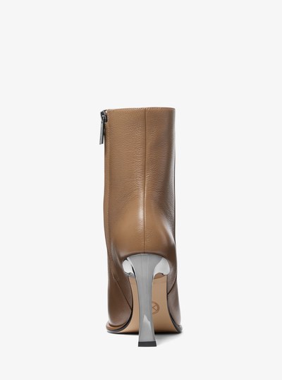 Kelsea Leather Boot in DRIFTWOOD | Michael Kors