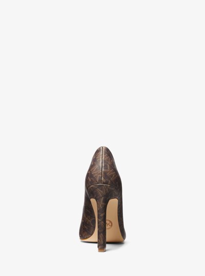Tiffanie Empire Signature Logo Pump