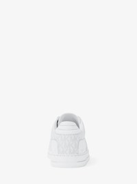 Zapatilla Brady de piel con logotipo exclusivo