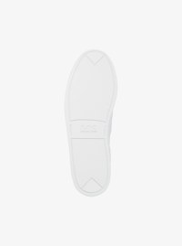Zapatilla Brady de piel con logotipo exclusivo