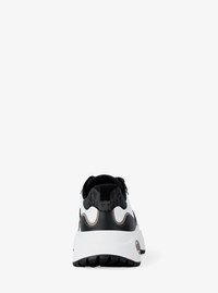 Levie Mixed-Media Trainer