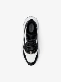 Levie Mixed-Media Trainer