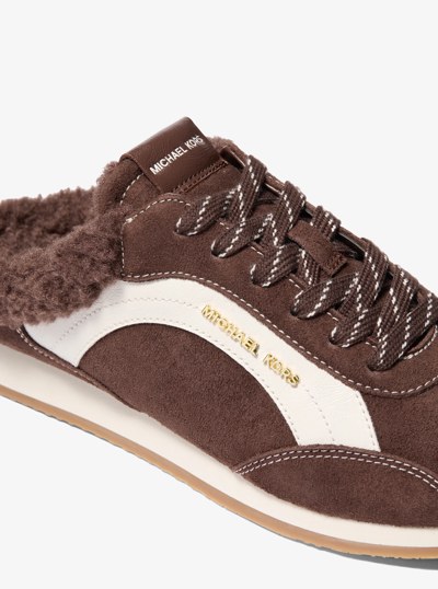 Espadrille &agrave; enfiler Avi avec garniture en fausse toison d&rsquo;agneau in NOIX DE MUSCADE | Michael Kors