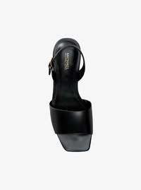 Merrie Kitten Heel Sandal