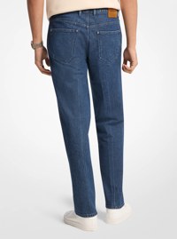 Jean Finn en denim extensible &agrave; jambe droite