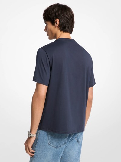 T-shirt &agrave; poche en coton &agrave; logo Signature in MINUIT | Michael Kors