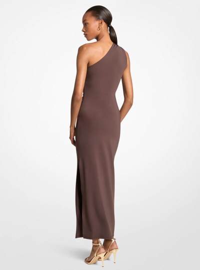 Robe longue asym&eacute;trique en jersey mat extensible in CHOCOLAT | Michael Kors