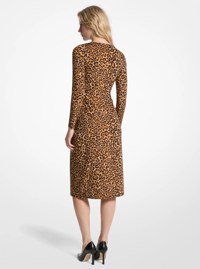 Robe en jersey mat &agrave; ruch&eacute; et &agrave; imprim&eacute; l&eacute;opard