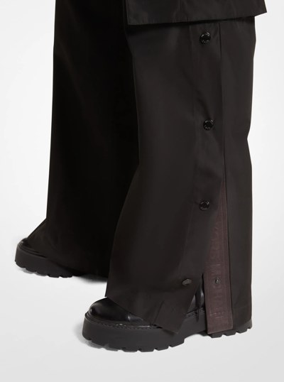 Woven Wide-Leg Cargo Pants in BLACK | Michael Kors