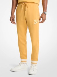 Pantal&oacute;n tipo Jogger universitario de punto KORS
