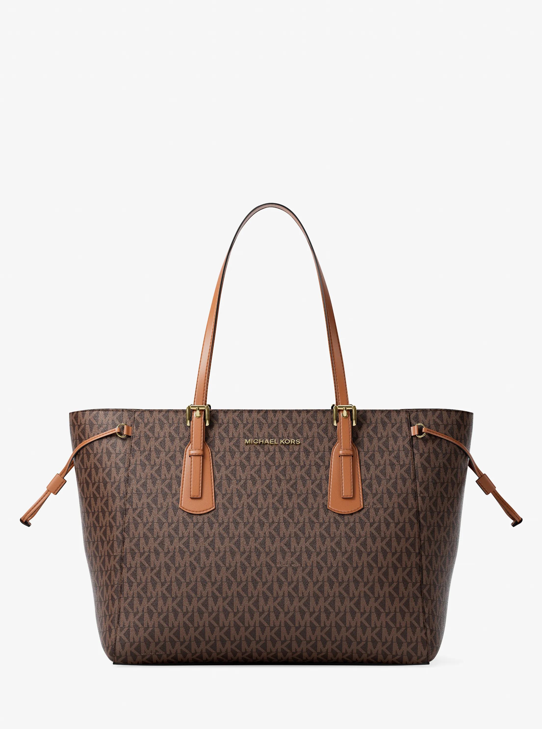 Grand sac fourre-tout Voyager &agrave; logo Signature et &agrave; fermeture &eacute;clair sur le dessus in BRUN | Michael Kors