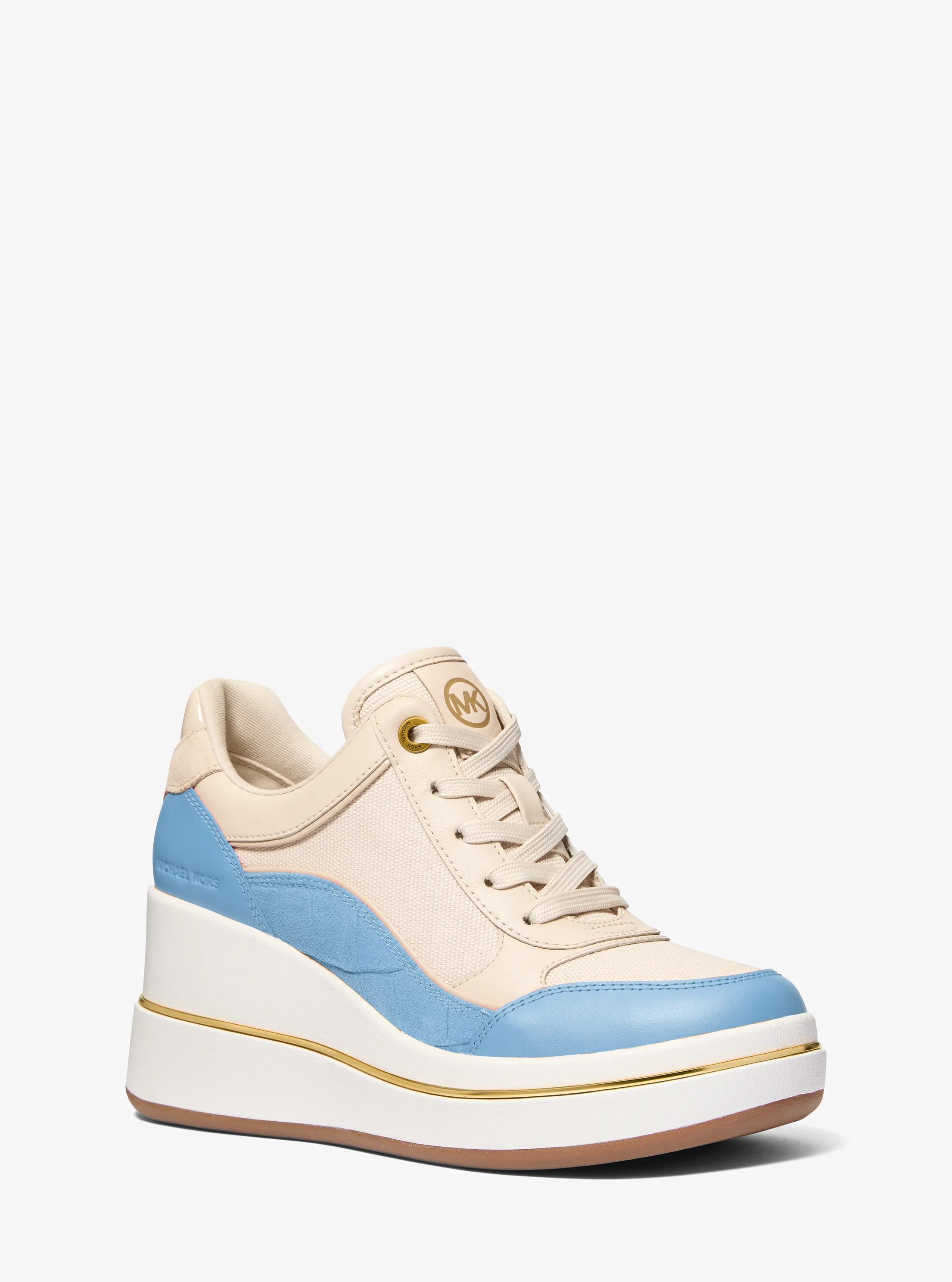 MK Sneaker Emmy van leer en canvas met sleehak - Blauw - Michael Kors