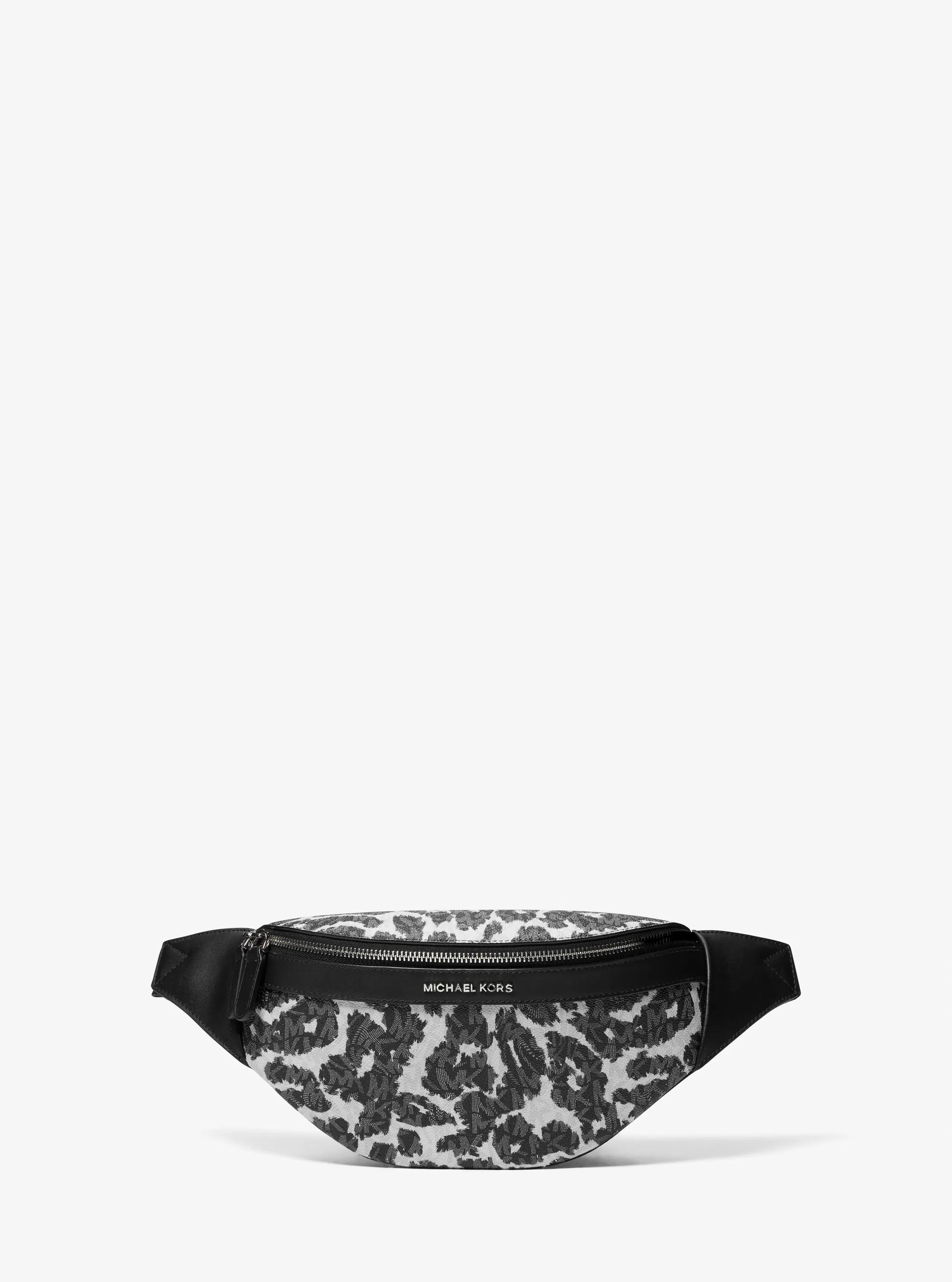 Ri&ntilde;onera bandolera Hudson con estampado de leopardo y logotipo