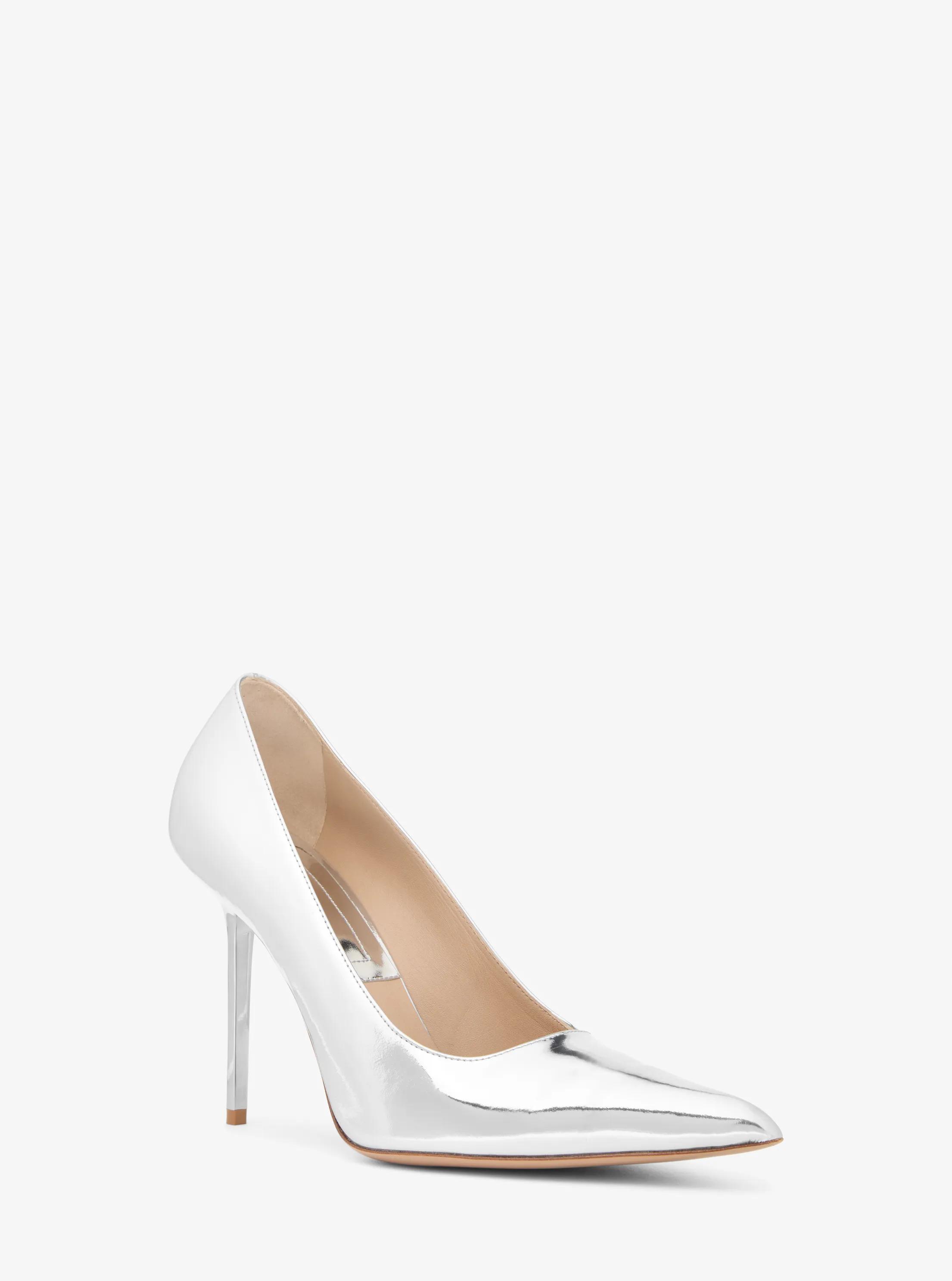 Zapato de sal&oacute;n Winona de piel metalizada in PLATEADO | Michael Kors