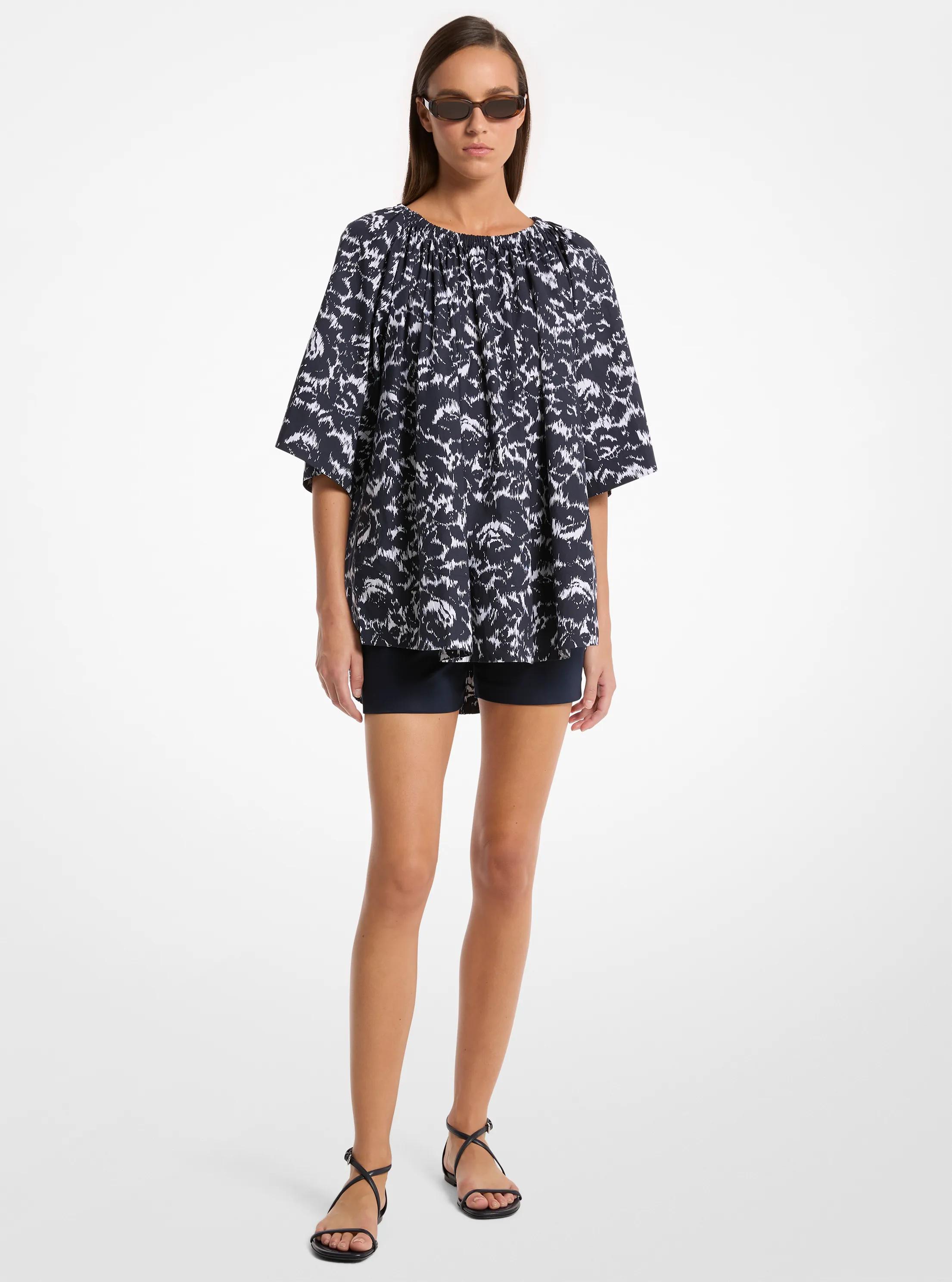 Blusa de popelina de algod&oacute;n con estampado floral chin&eacute; in Blanco medianoche/&oacute;ptico | Michael Kors