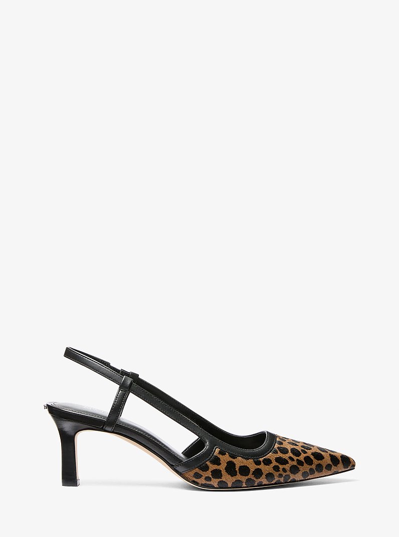 Zapato de sal&oacute;n Alora en pelo de becerro con estampado de guepardo y tal&oacute;n descubierto in HUSK MULTI | Michael Kors