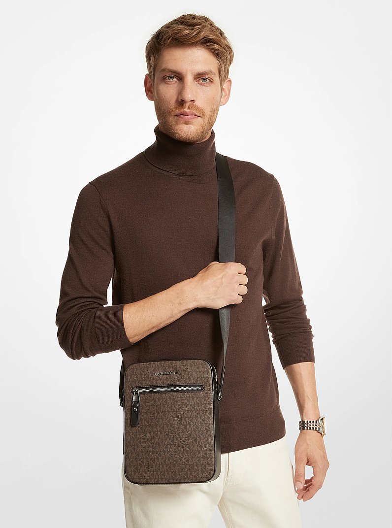 Bagage cabine Varick &agrave; logo in MARRON/NOIR | Michael Kors