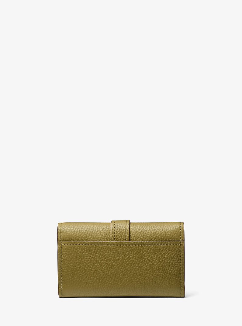 Portefeuille &agrave; trois volets Nolita en cuir grain&eacute; de taille moyenne in VERT SAFARI | Michael Kors