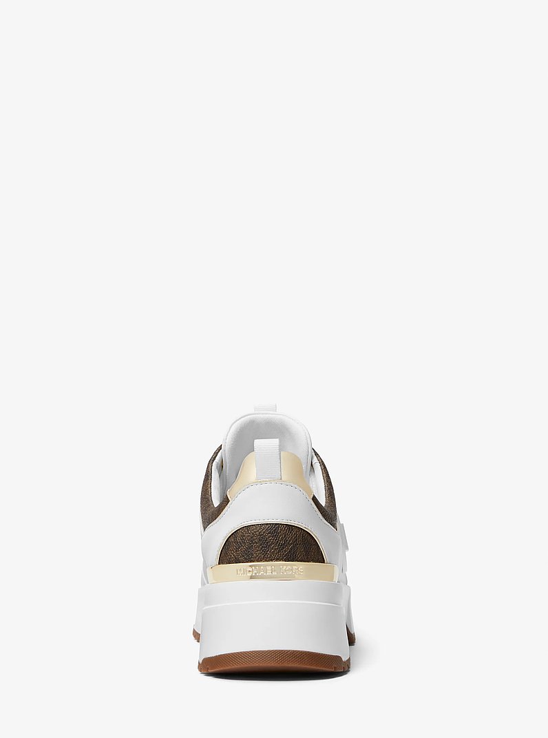 Sneaker Cosmo aus Logostoff und Kunstleder