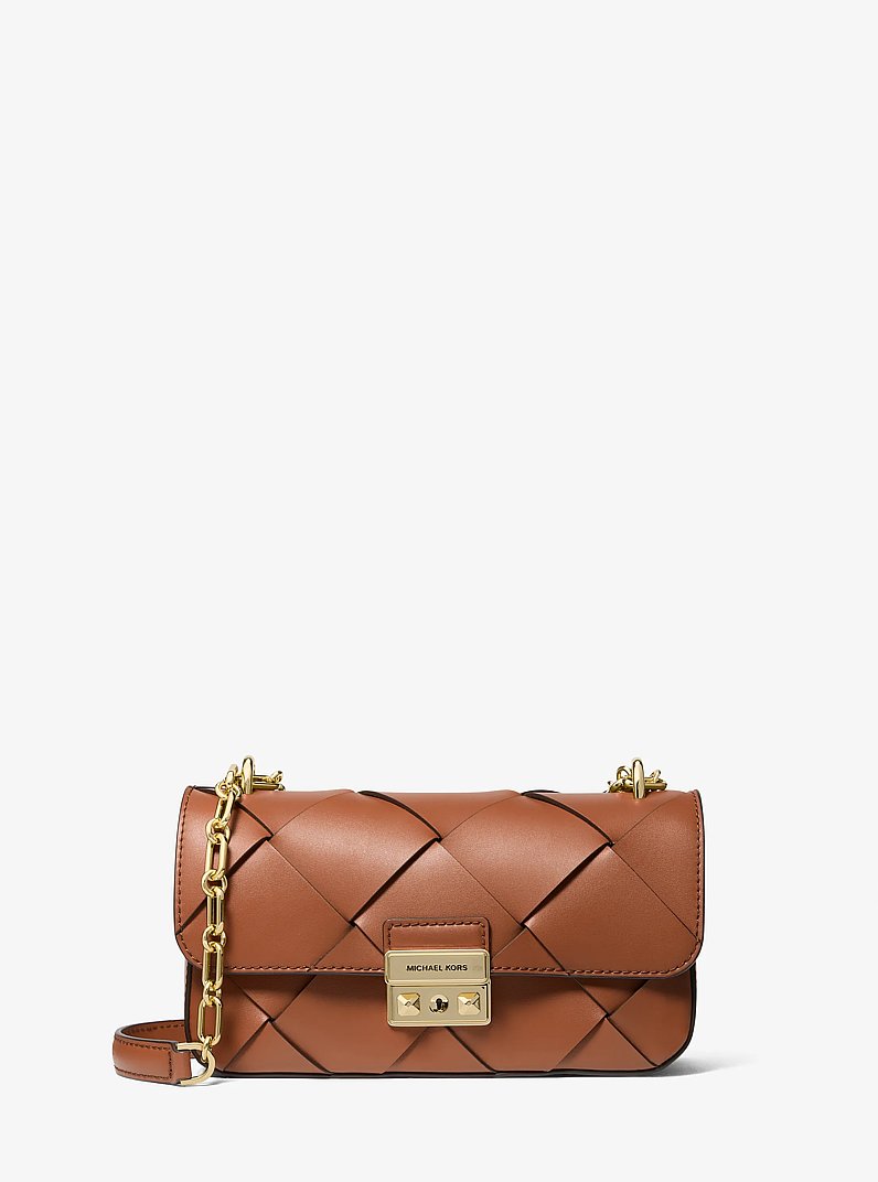 Bolso de hombro Tribeca peque&ntilde;o de piel tejida in LUGGAGE | Michael Kors