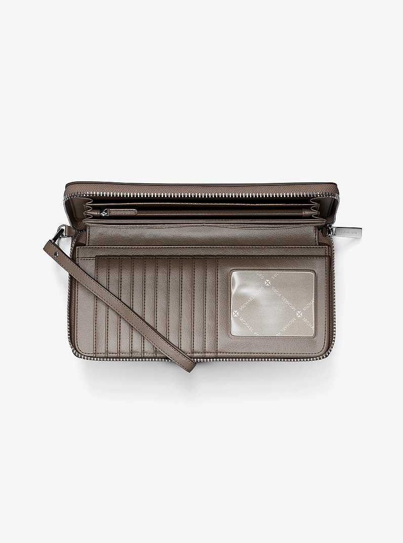 Cartera Continental grande de piel granulada in CHAMPI&Ntilde;&Oacute;N | Michael Kors