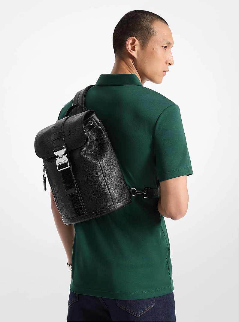 Sling-Umh&auml;ngetasche Hudson aus Leder in SCHWARZ | Michael Kors