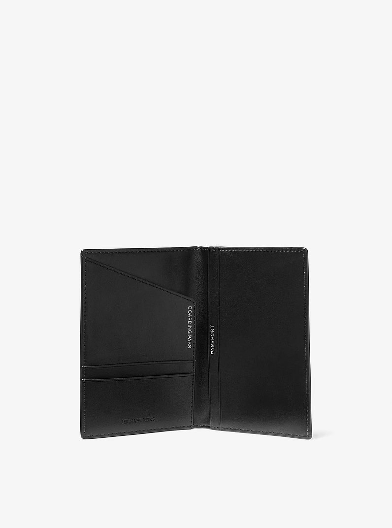 Cartera para pasaporte con logotipo in NEGRO | Michael Kors