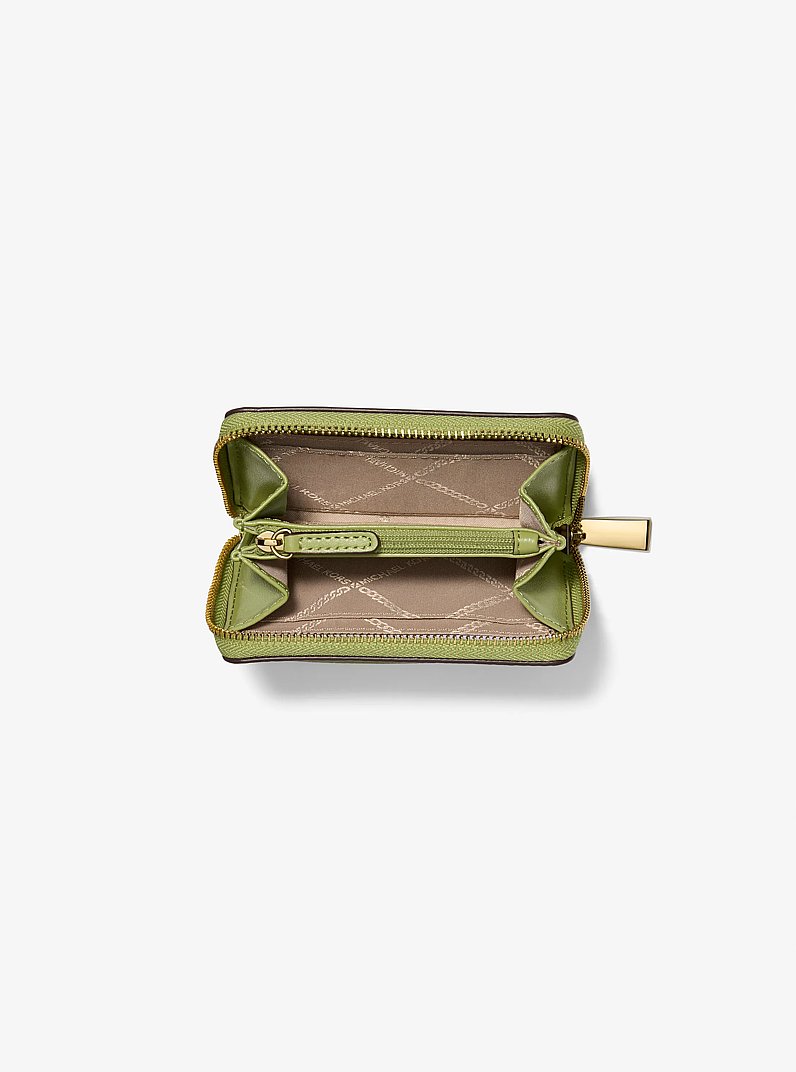 Porta carte di credito zip-around Jet Set piccolo in pelle martellata in VERDE PRATO | Michael Kors