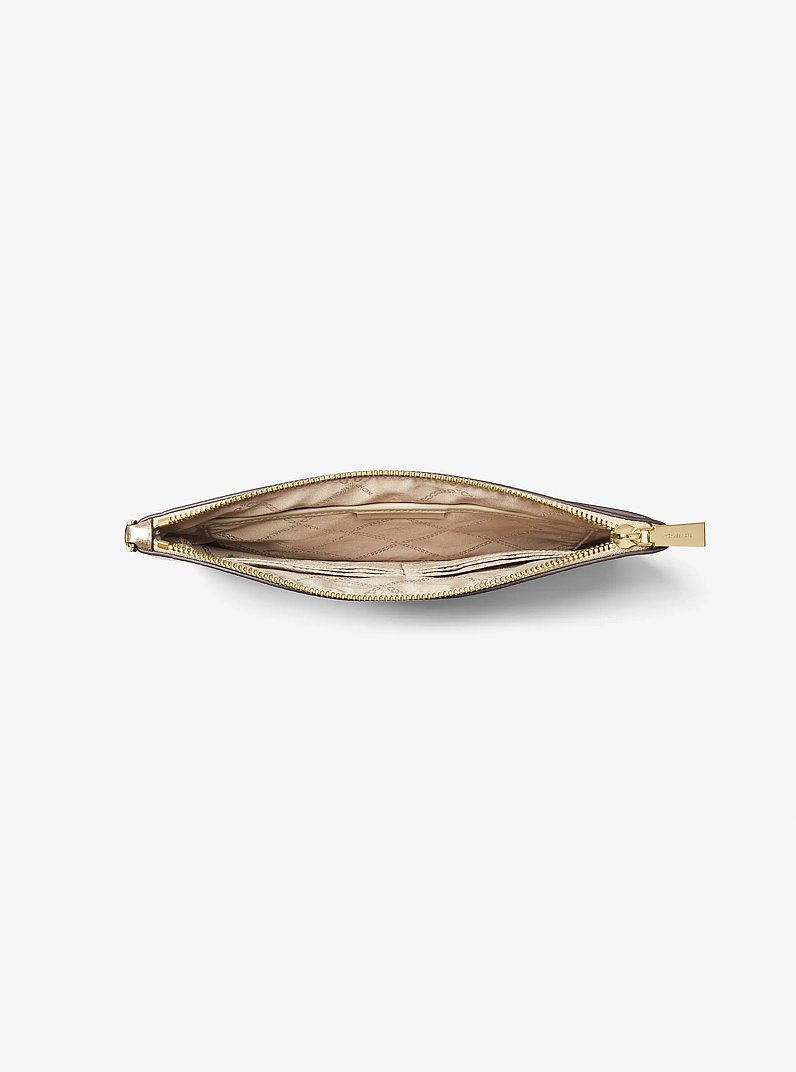 Pochette da polso grande in pelle martellata metallizzata