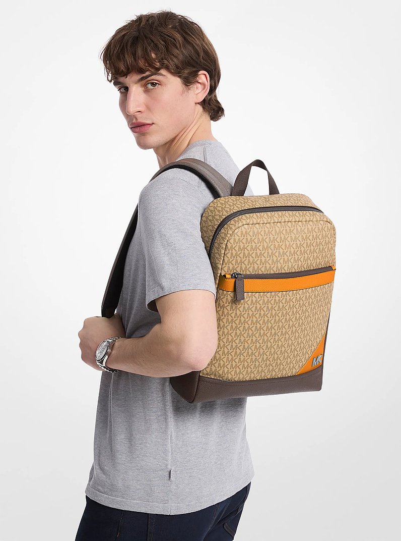 Sac &agrave; dos Cooper de taille moyenne &agrave; blocs de couleurs et &agrave; logo Signature in ORANGE POP | Michael Kors