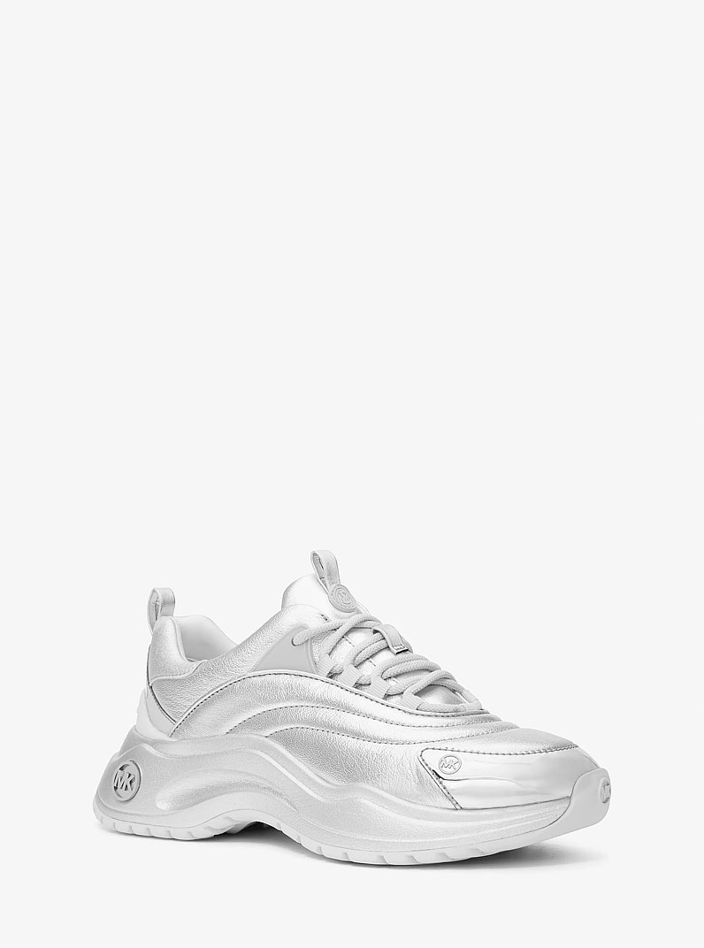 Zapatilla Dara de piel metalizada in PLATEADO | Michael Kors