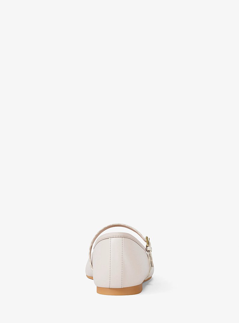 Chausson de ballet Phoebe avec bande &agrave; logo Signature in CR&Egrave;ME L&Eacute;GER | Michael Kors