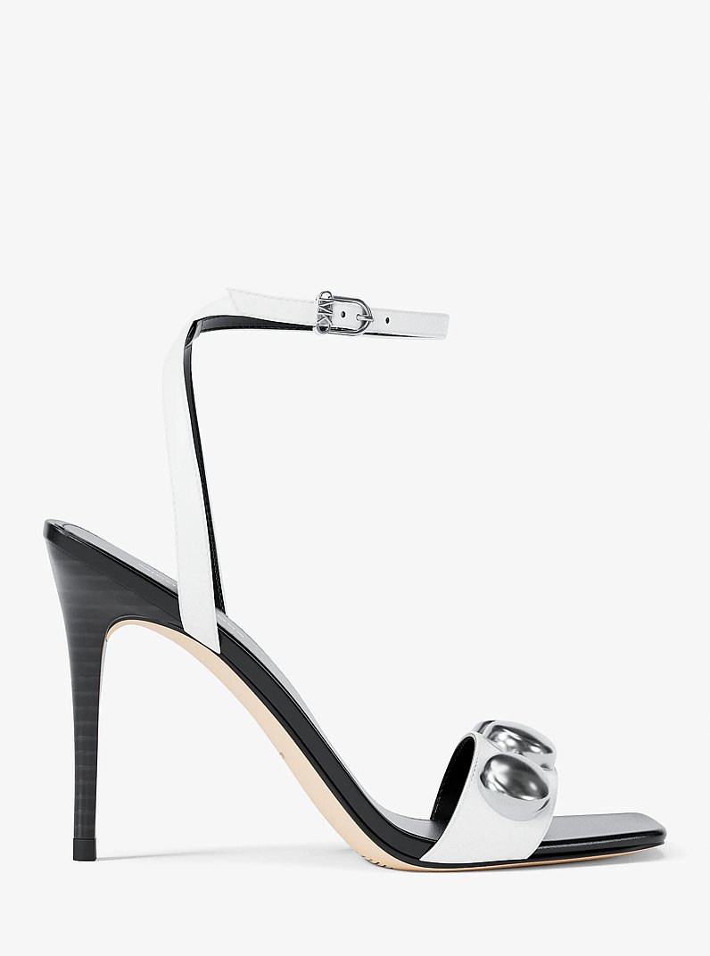 Sandalo Liana in pelle con borchie in BIANCO OTTICO | Michael Kors