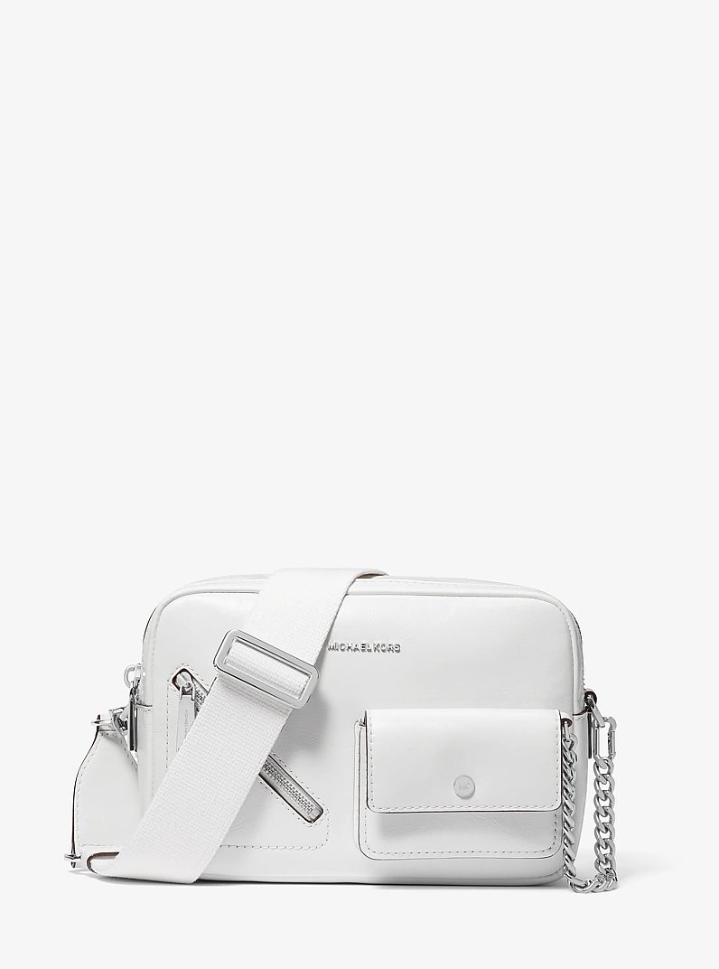 Sac &agrave; bandouli&egrave;re pour appareil photo Bryant de taille moyenne en cuir avec porte-cartes in BLANC OPTIQUE | Michael Kors