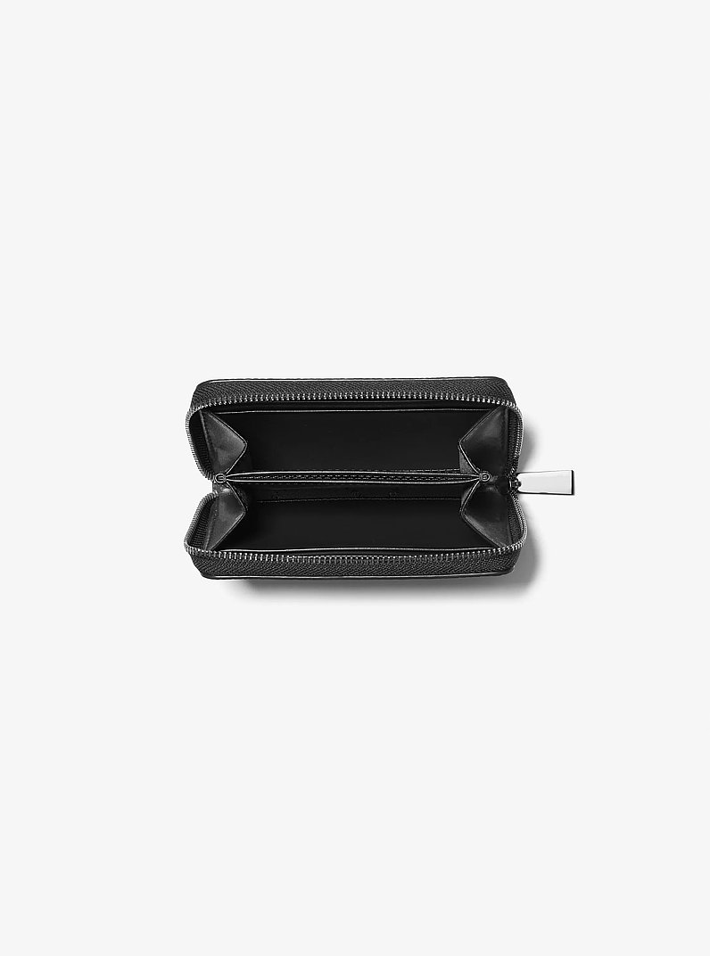 Petit portefeuille Jet Set en cuir grain&eacute; clout&eacute; in NOIR | Michael Kors